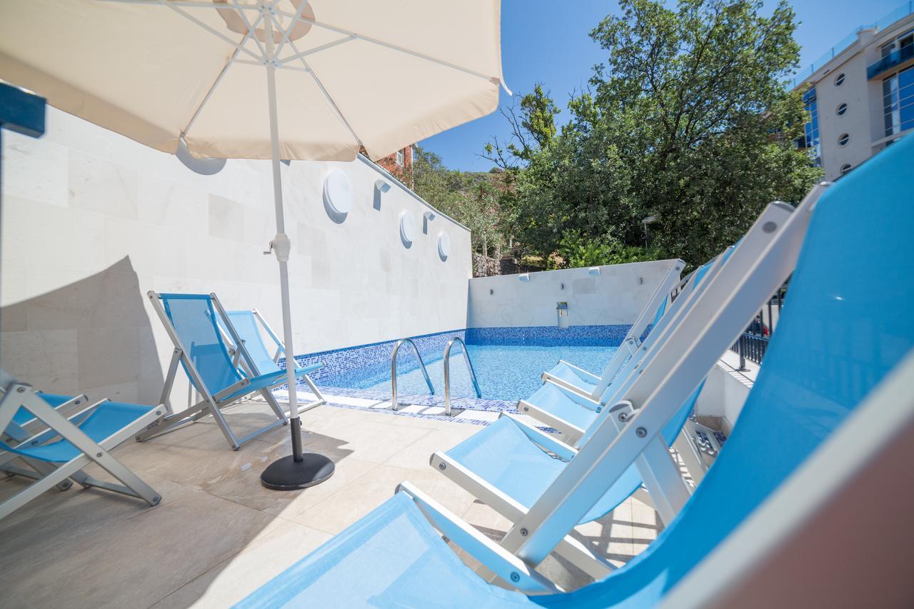 Hotel Villa Katarina Pržno Buitenkant foto