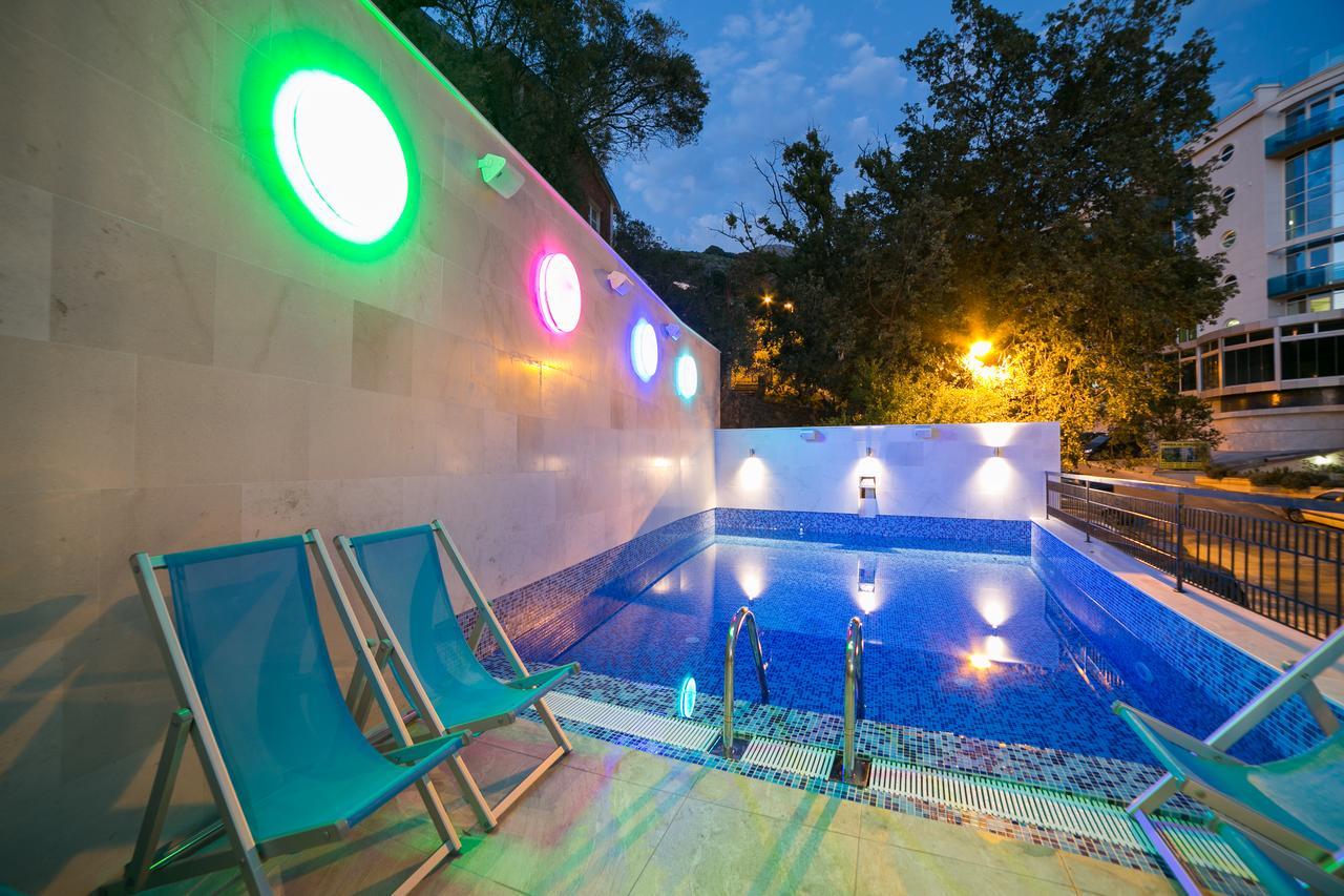 Hotel Villa Katarina Pržno Buitenkant foto